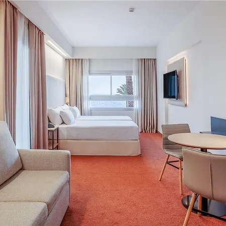 Innside By Meliá Costablanca